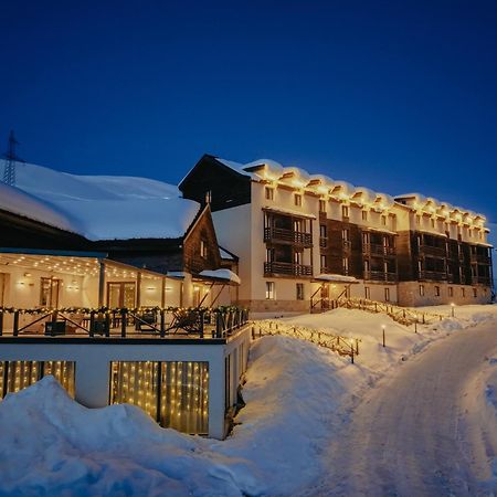 Alpina Hotel Gudauri Eksteriør billede