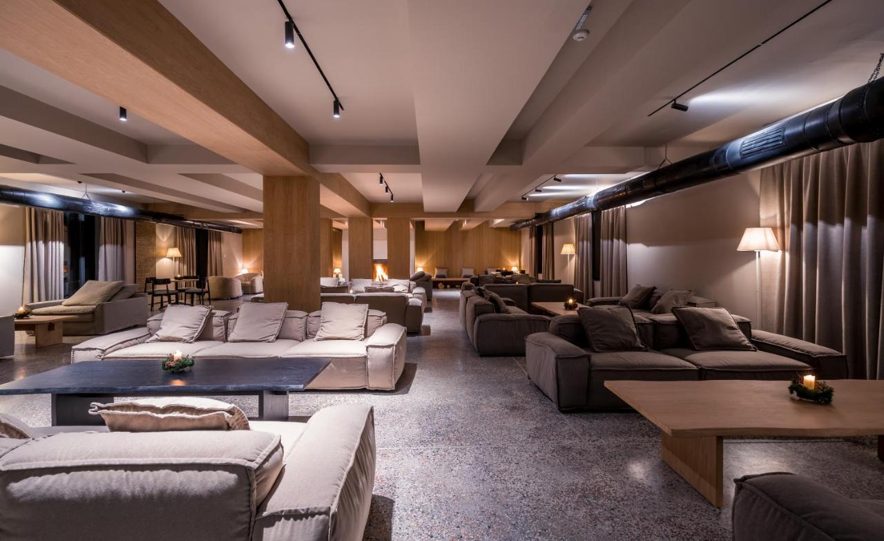 Alpina Hotel Gudauri Eksteriør billede