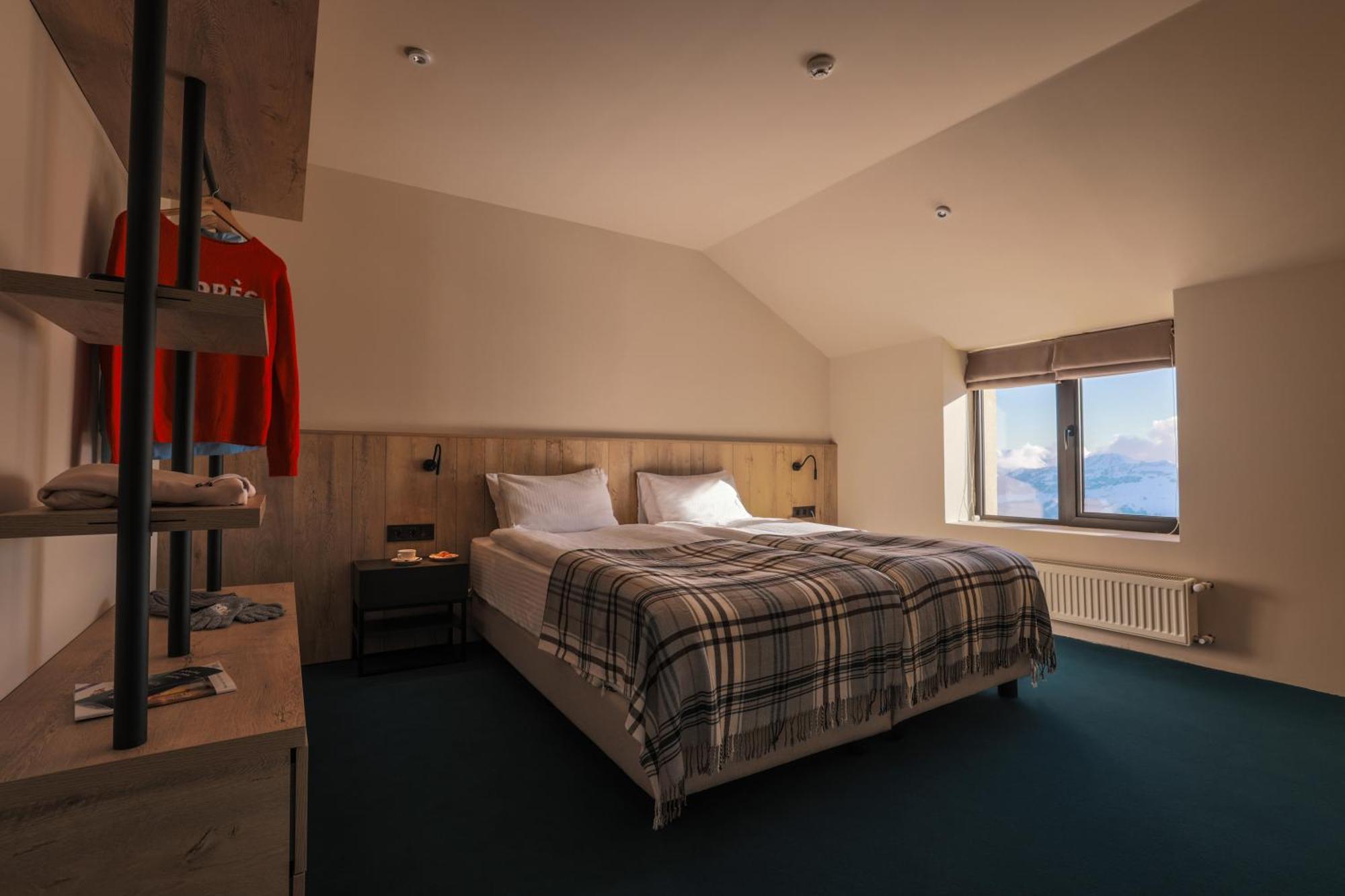 Alpina Hotel Gudauri Eksteriør billede