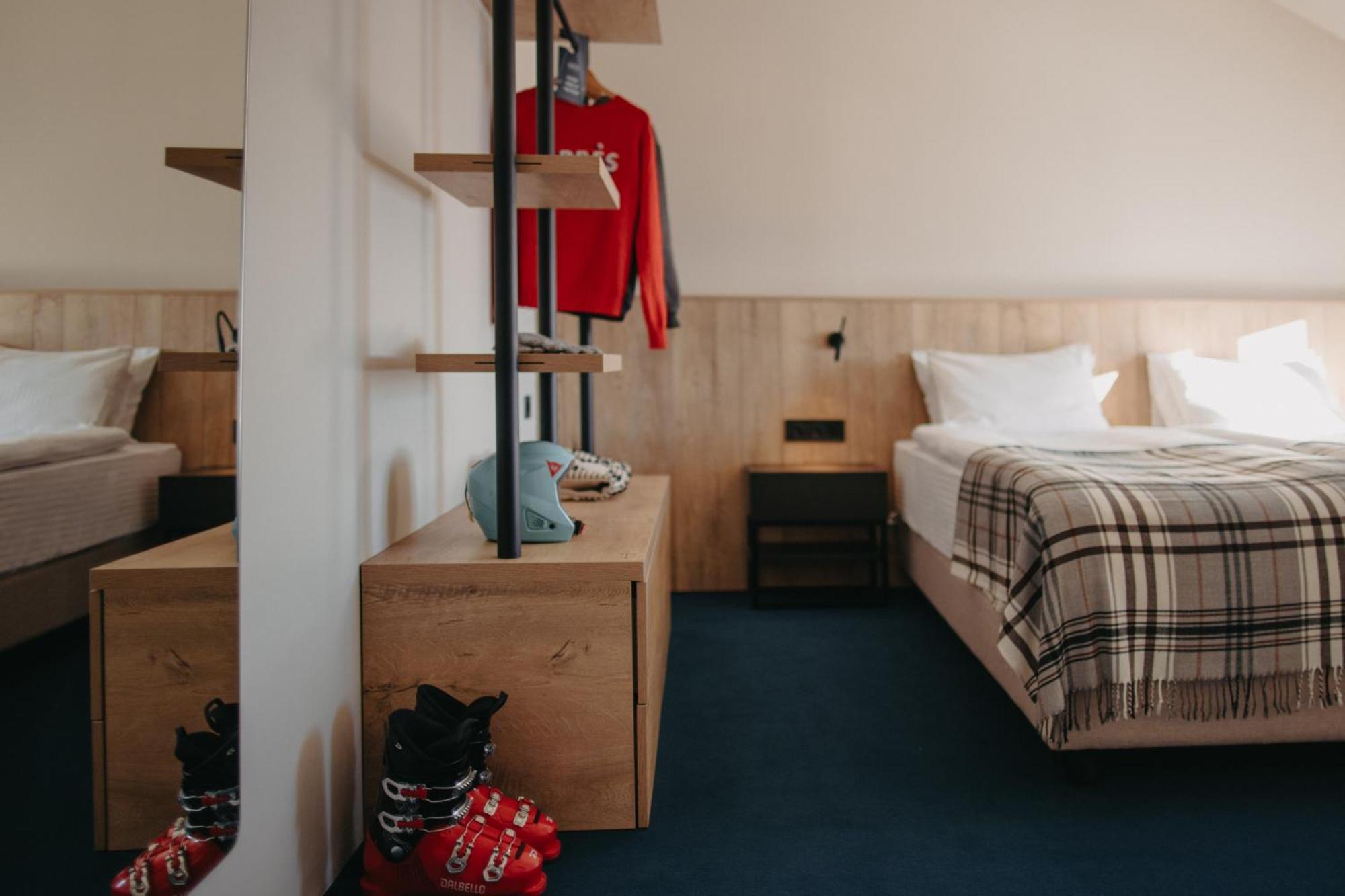 Alpina Hotel Gudauri Eksteriør billede
